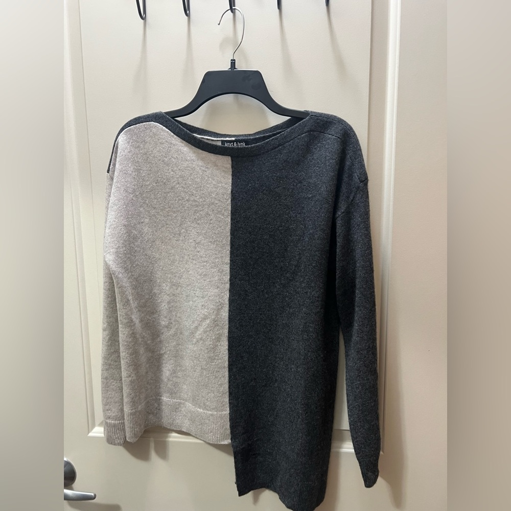 Knyt & lynk Sweater
